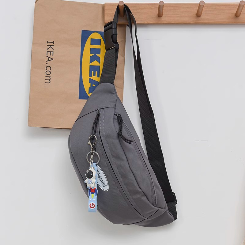 Grey + Astronaut Hang-up